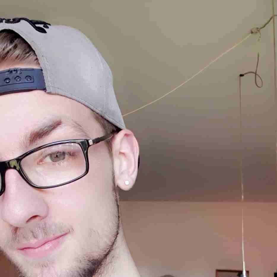 Gaming makker/mødes en gang imellem