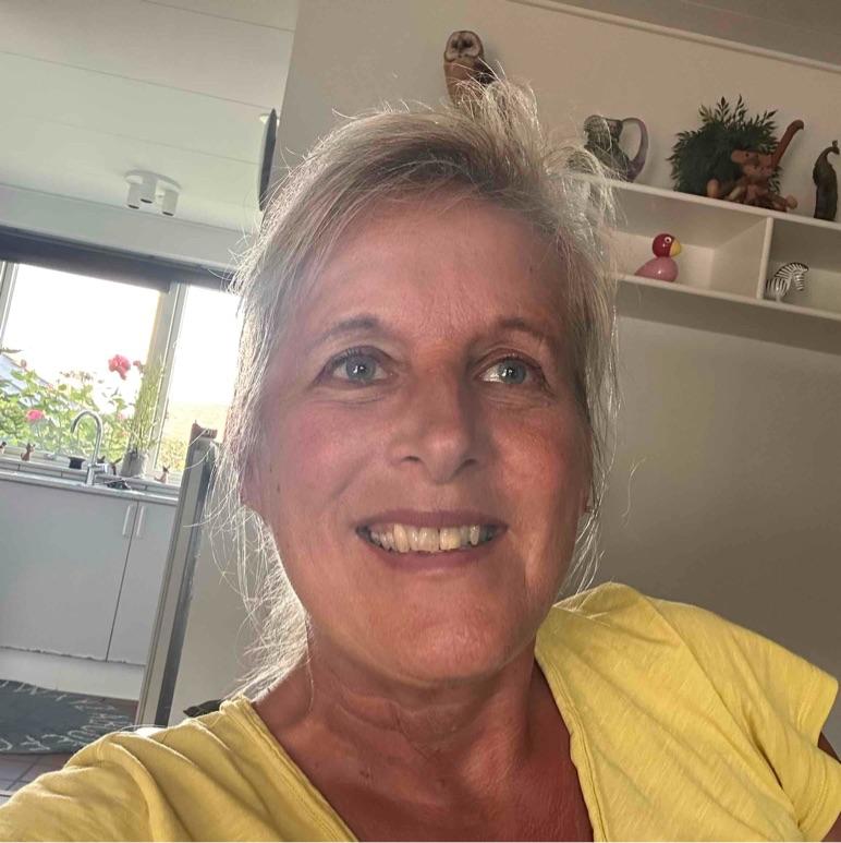 Anita  60 år