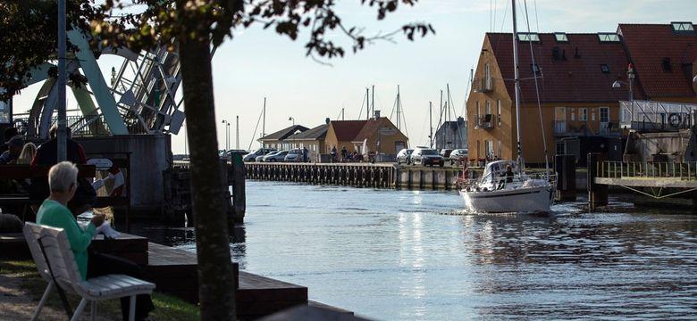 Udsigt over vandet og havnen