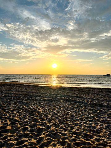 Solnedgang på stranden